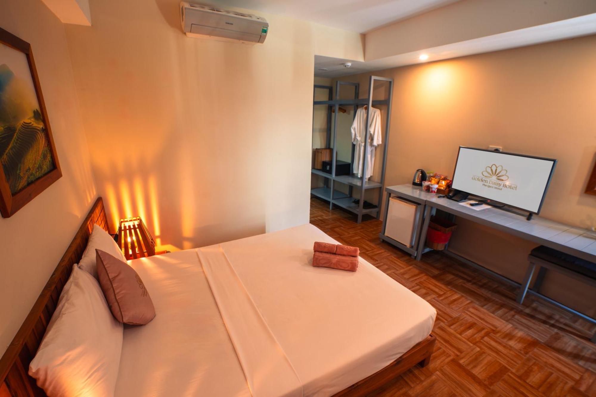 Golden Daisy Hotel Phú Quốc Exterior foto